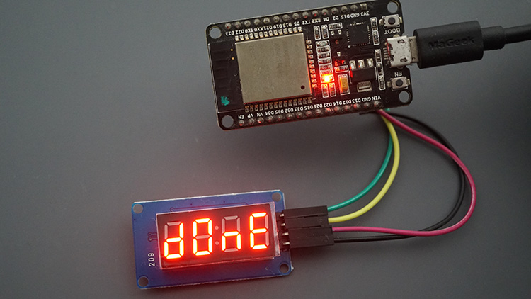 ESP32 with TME1637 Display Testing